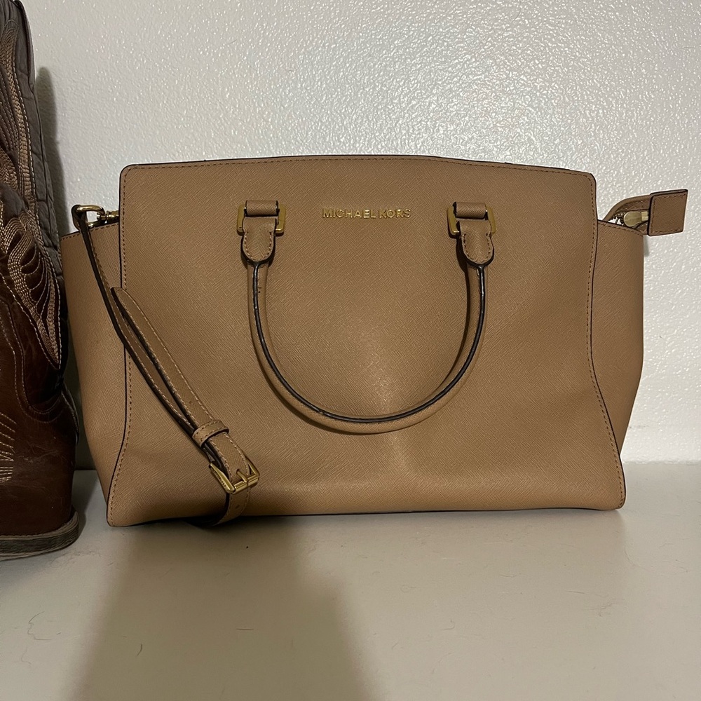 Michael Kors Tan Leather Pure and Wallet
